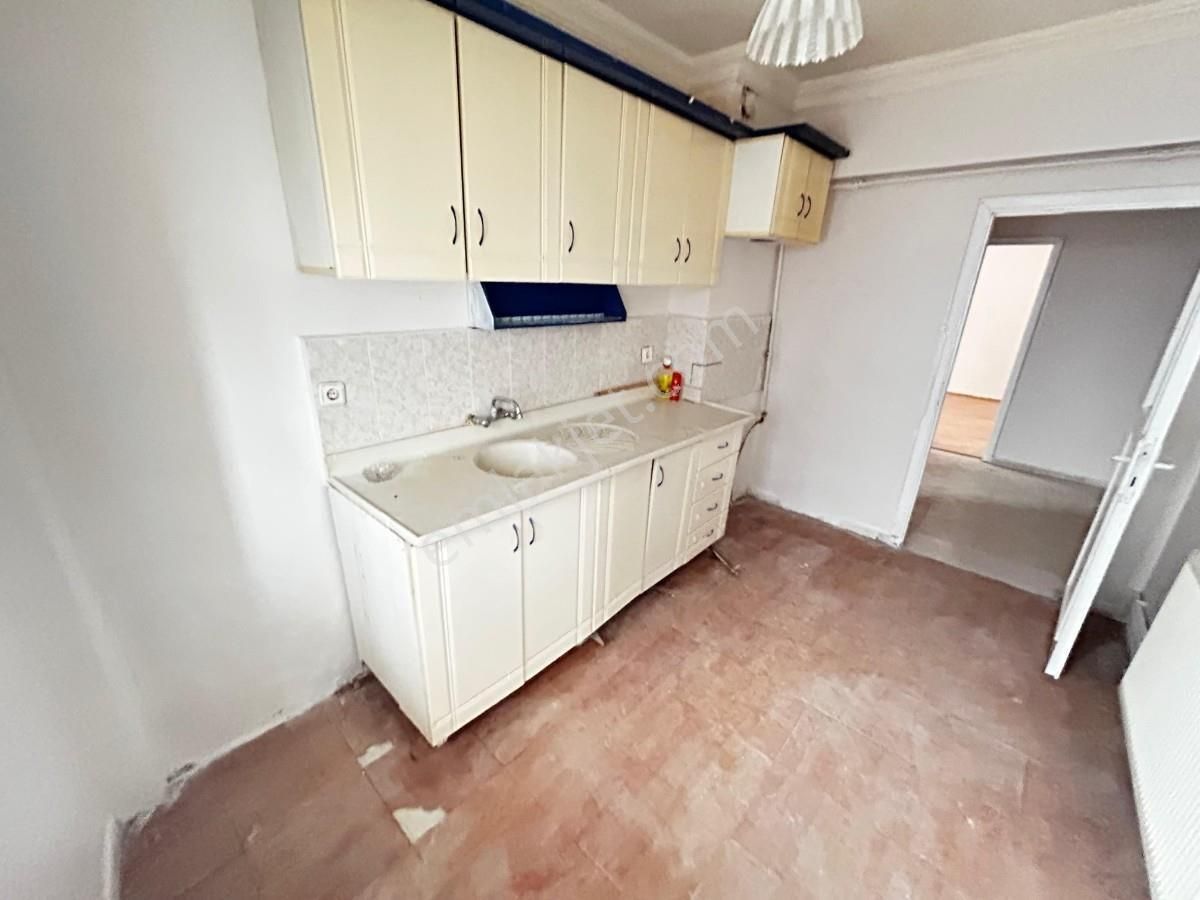 Sincan Andiçen Mah 2+1 Ara Katta Yapılı Ön Cephe Satılık Daire - Görsel 4