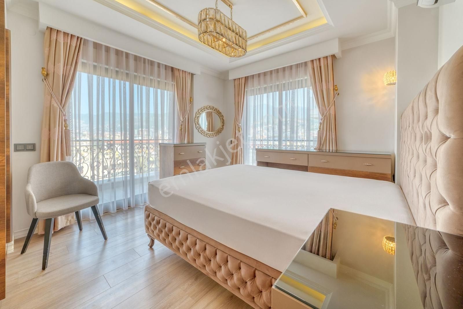 Full Manzaralı 3+1 Full Eşyalı Lüks Daire Otel Konseptinde - Görsel 12