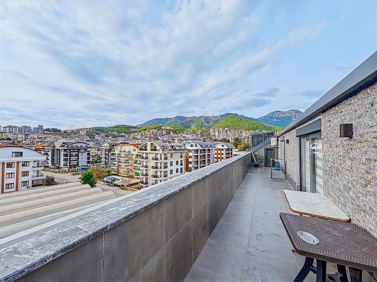 Alanya Oba 3+1 Ayrı Mutfaklı 247 M2 Geniş Ve Full Aktiviteli - Görsel 29