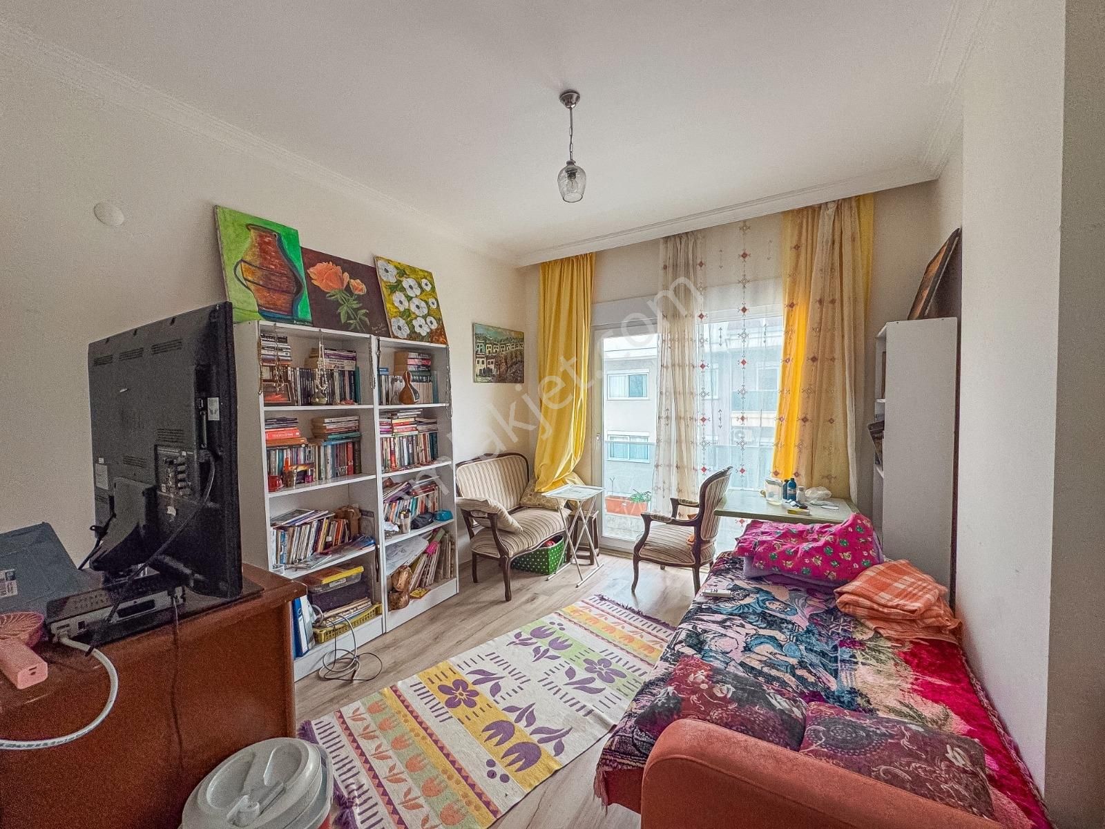 Alanya Demirtaşta 150 M² 3+1 Eşyalı Çatı Dubleks 2 Mutfaklı - Görsel 7