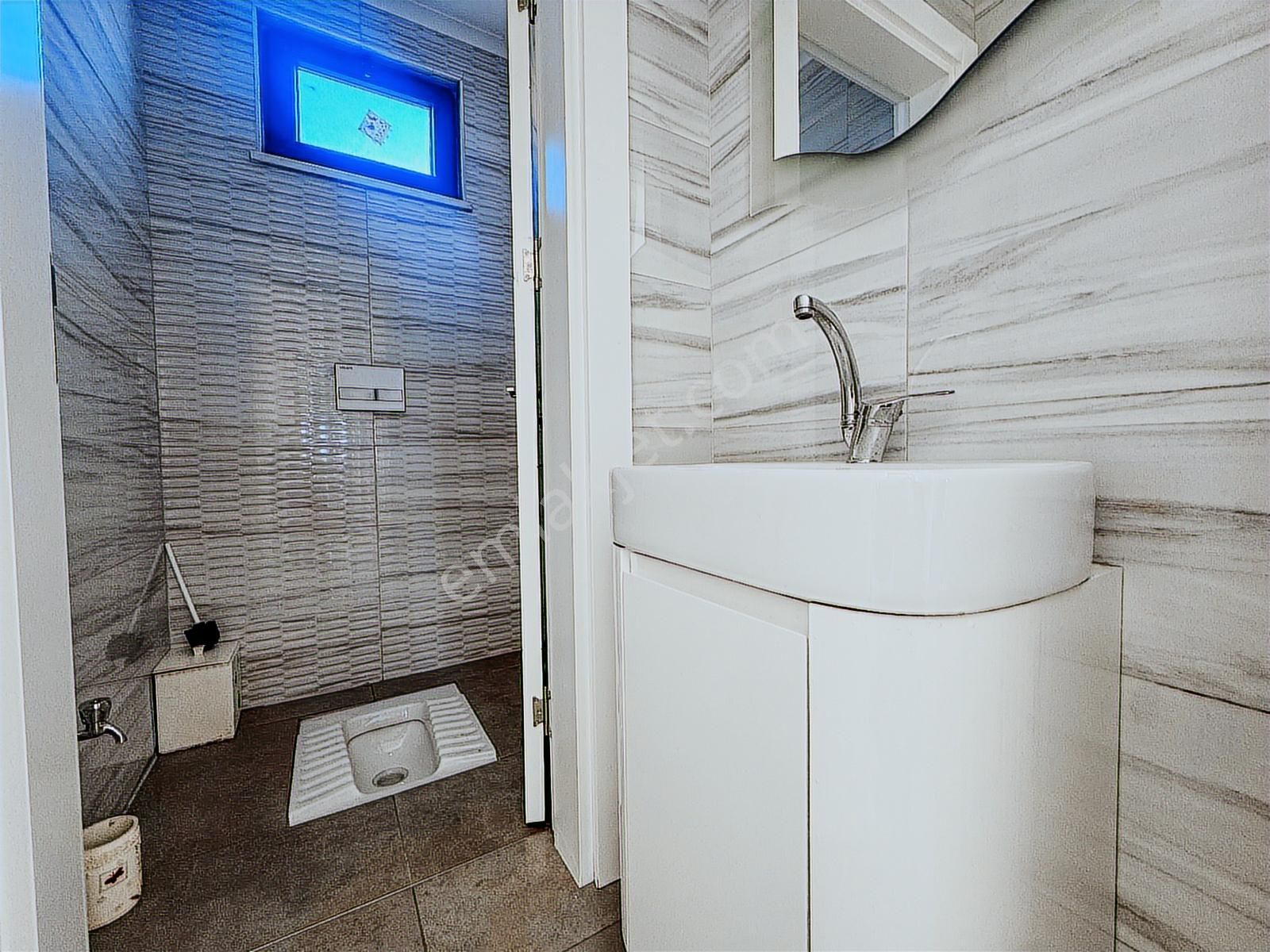 Alanya Merkez Kale & Deniz Manzaralı 4+1 Ayrı Mutfak Düz Ayak - Görsel 15