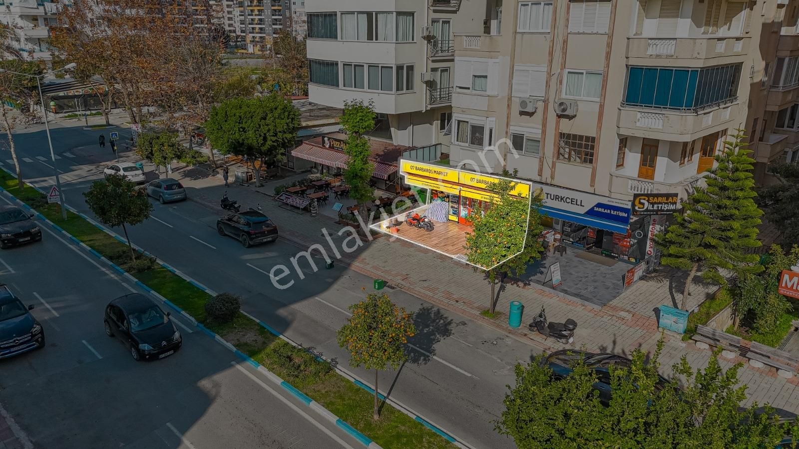 Mahmutlar Barbaros Caddesi Üzeri 280 M² Dükkan Vat. Uygun