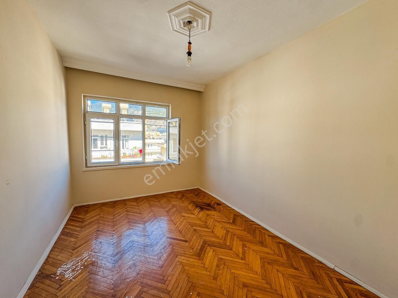 Alanyada Merkezi Konumda 3+1 Geniş Oturumlu Uygun Daire - Görsel 14