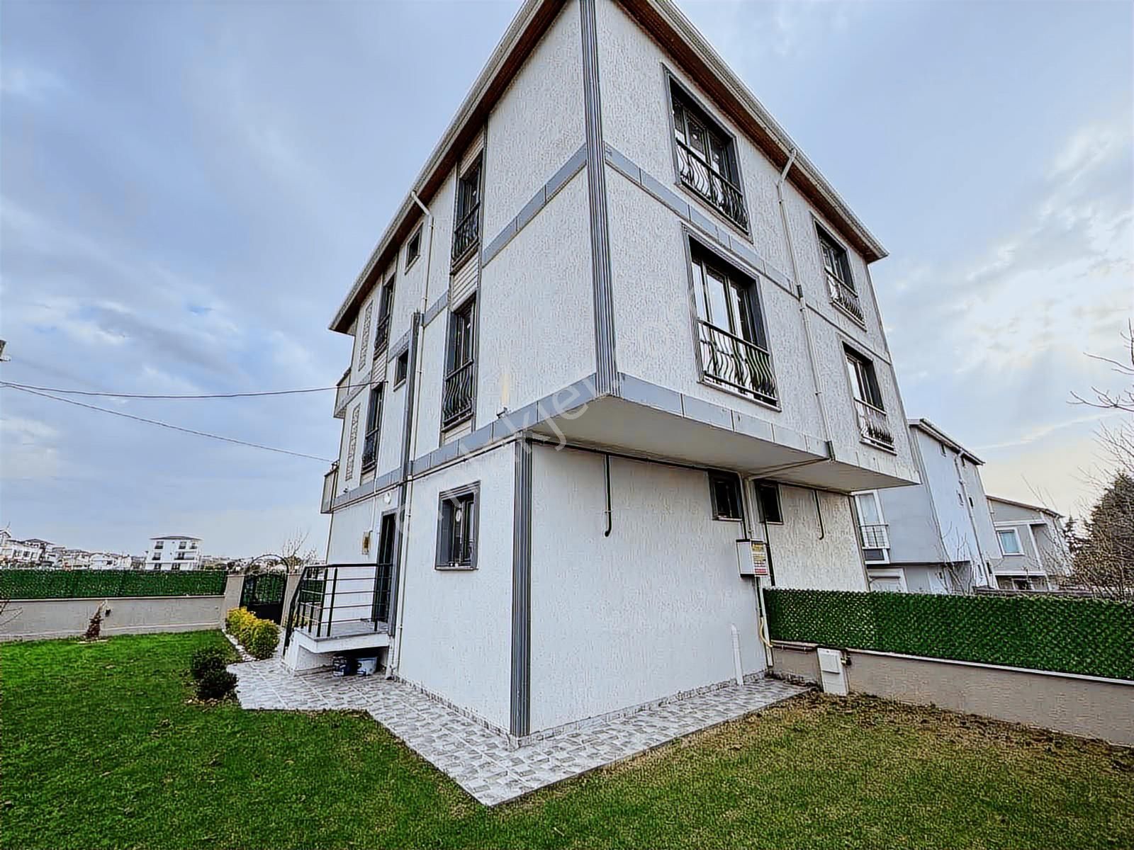 #mega Yapı# Yeniçiftlik Altyapılı Köşebaşı Arsa İçinde Villa - Görsel 4