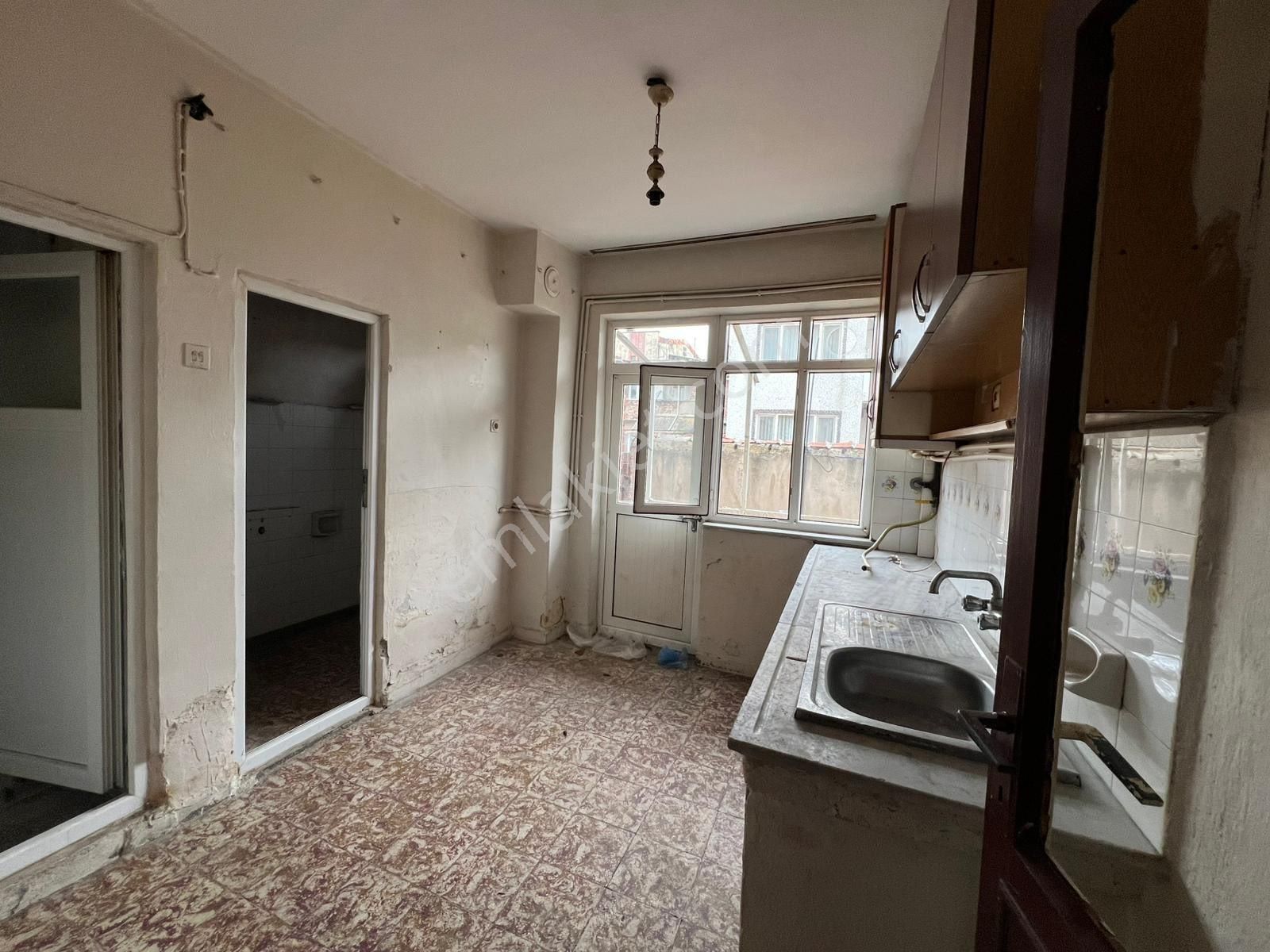 Küçükbalıklı’da Komple Satılık Bina | Her Kat 2+1 | Ayrı Ruhsat & Abonelik - Görsel 6