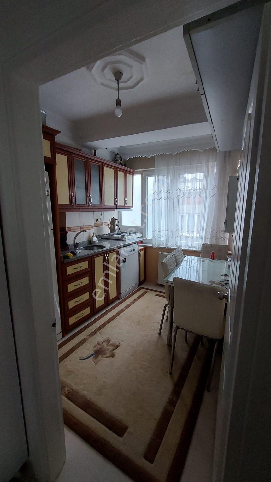 Üçkardeşler Emlak Şeko Satılık Daire Bağcılarda - Görsel 7