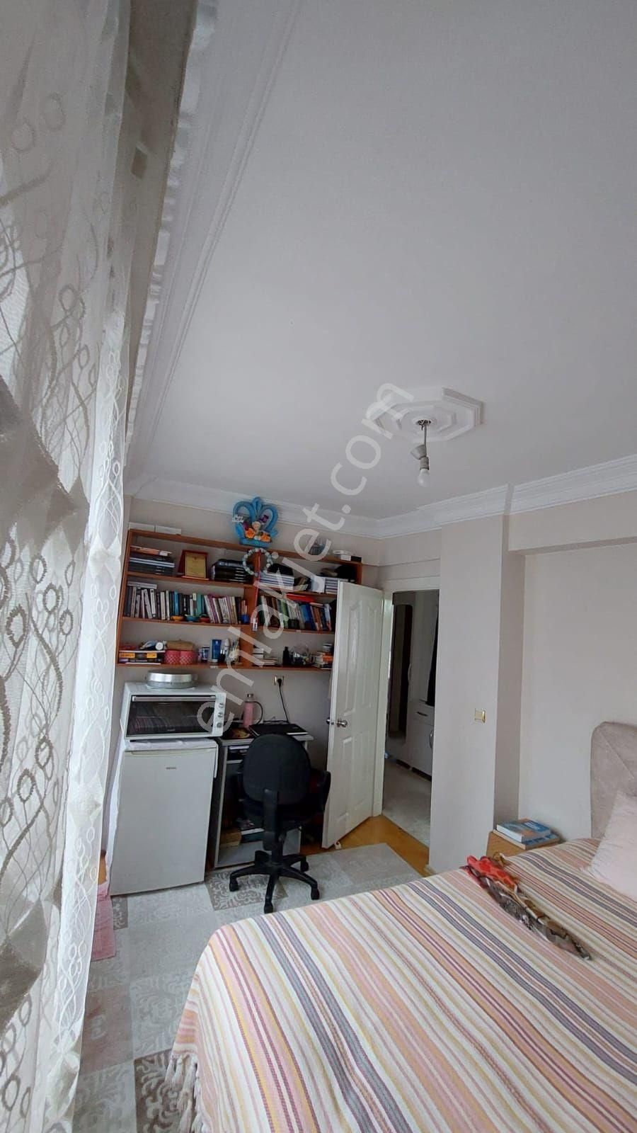 Üçkardeşler Emlak Şeko Satılık Daire Bağcılarda - Görsel 4