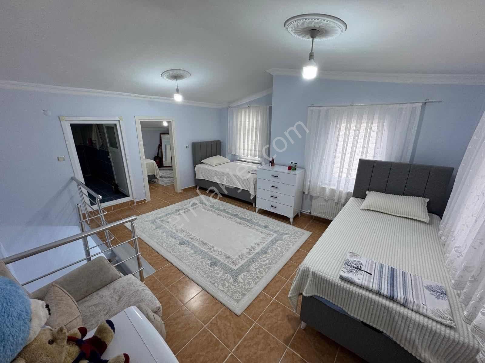 #mega Yapı# 5+1 Kapalı Mutfak Havuz Uygun Arsalı Villa - Görsel 14