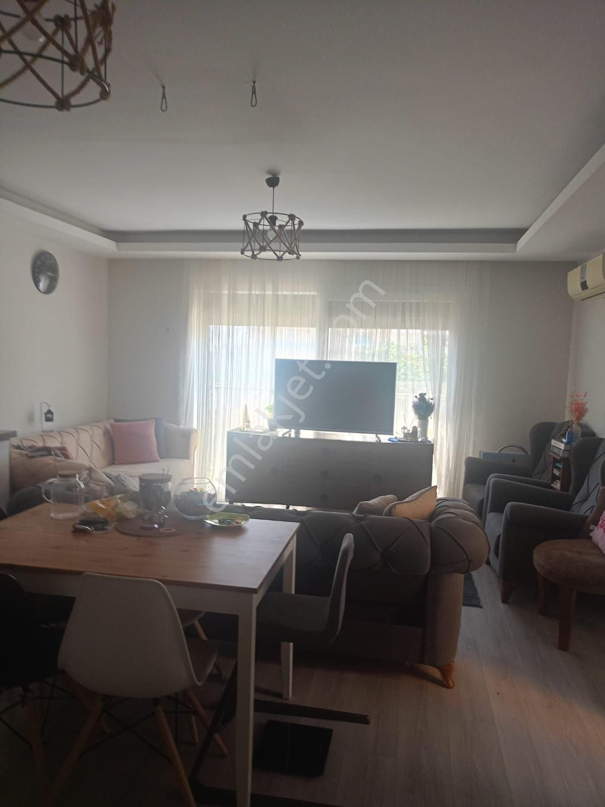 Nezih Bir Sitede Havuzlu 2+1 Satılık Daire - Görsel 4