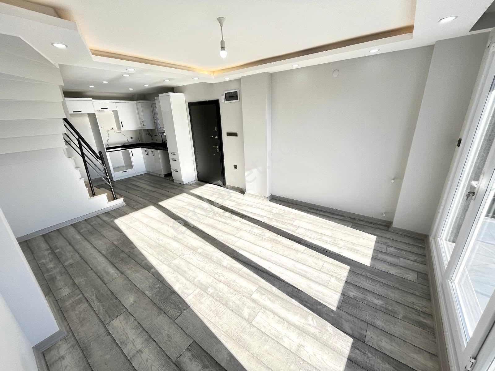 ▀▄▀▄mega Yapı ▀▄▀▄ Alt Yapılı, Merkezde, Geniş Bahçeli 3+1 Villa - Görsel 18