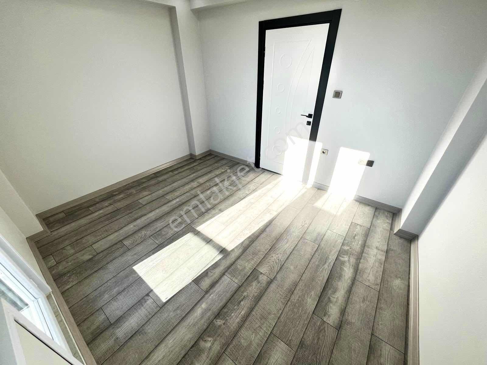 ▀▄▀▄mega Yapı ▀▄▀▄ Alt Yapılı, Merkezde, Geniş Bahçeli 3+1 Villa - Görsel 12