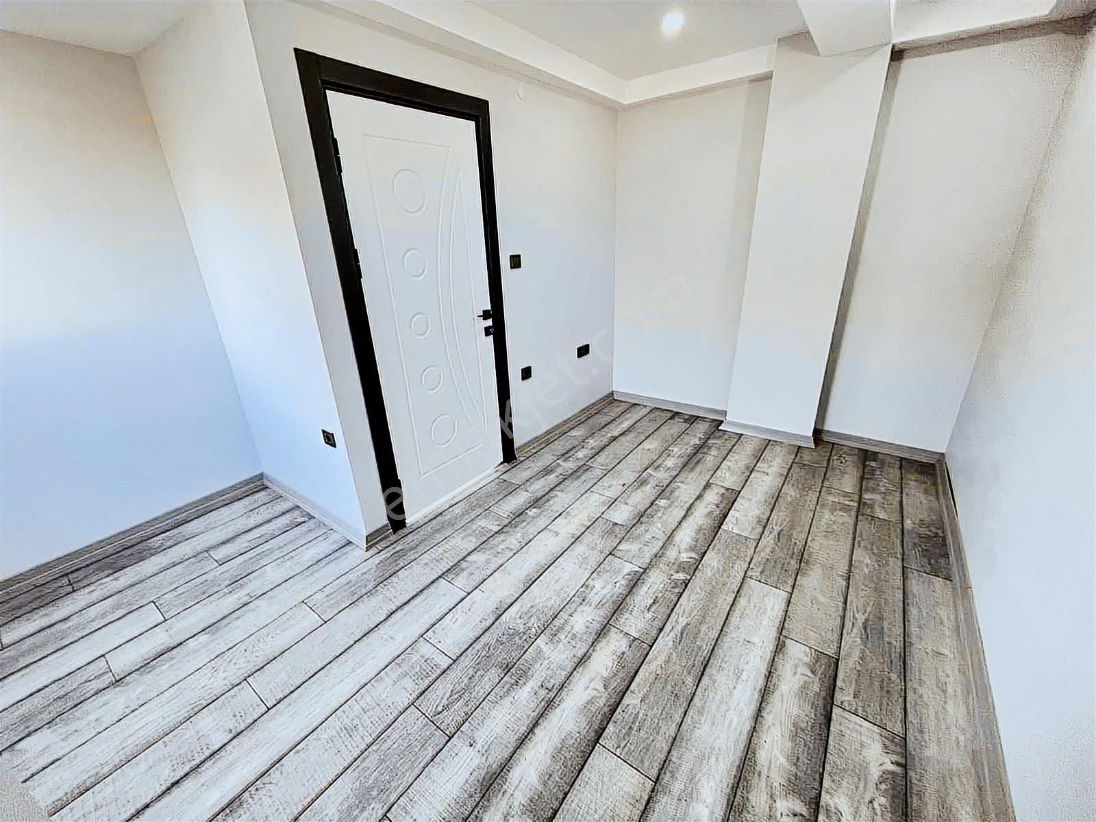 ▀▄▀▄mega Yapı ▀▄▀▄ Alt Yapılı, Merkezde, Geniş Bahçeli 3+1 Villa - Görsel 5