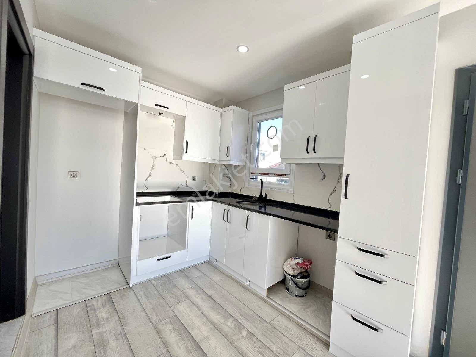 ▀▄▀▄mega Yapı ▀▄▀▄ Alt Yapılı, Merkezde, Geniş Bahçeli 3+1 Villa - Görsel 11