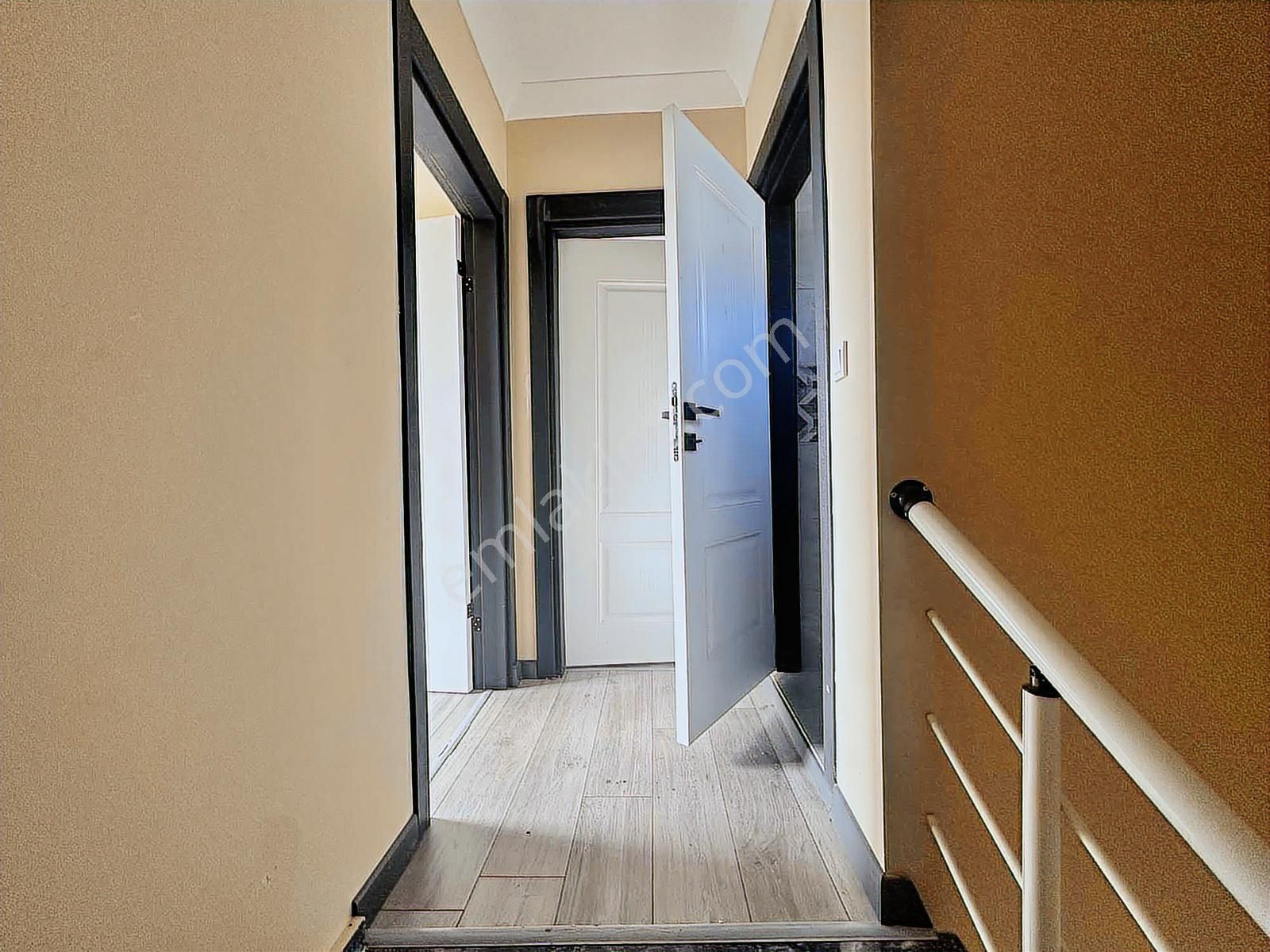 Mega Yapıdan Merkezi Konum İskanlı 4+1 Deniz Manzaralı Lüx Villa - Görsel 9