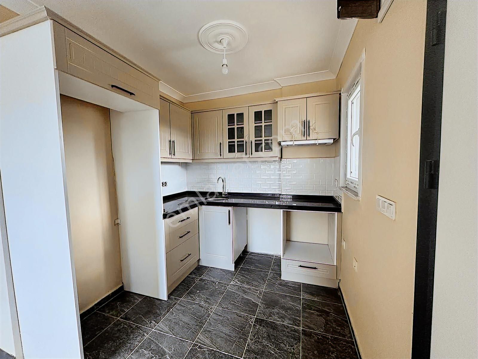 Mega Yapıdan Merkezi Konum İskanlı 4+1 Deniz Manzaralı Lüx Villa - Görsel 8