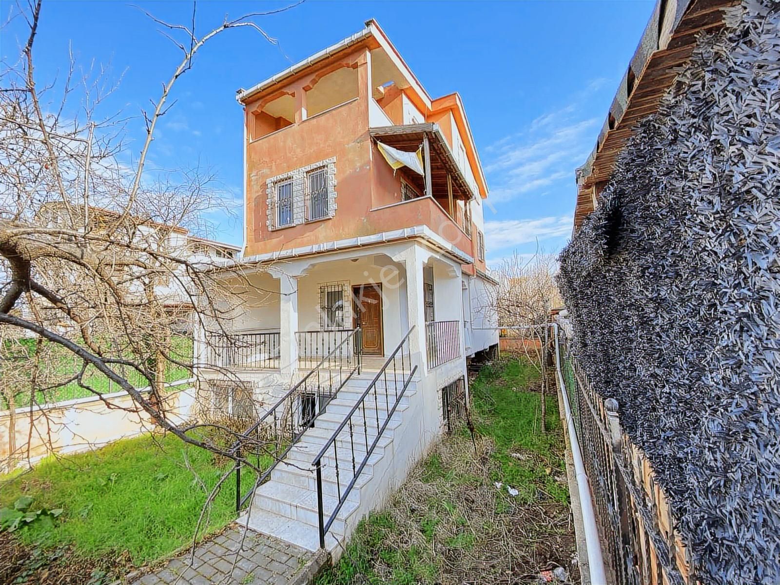 ▃▅▇mega Yapı ▇▅▃ Cadde Cephe Dnz. Ykn 5+1 Geniş Oturumlu Villa