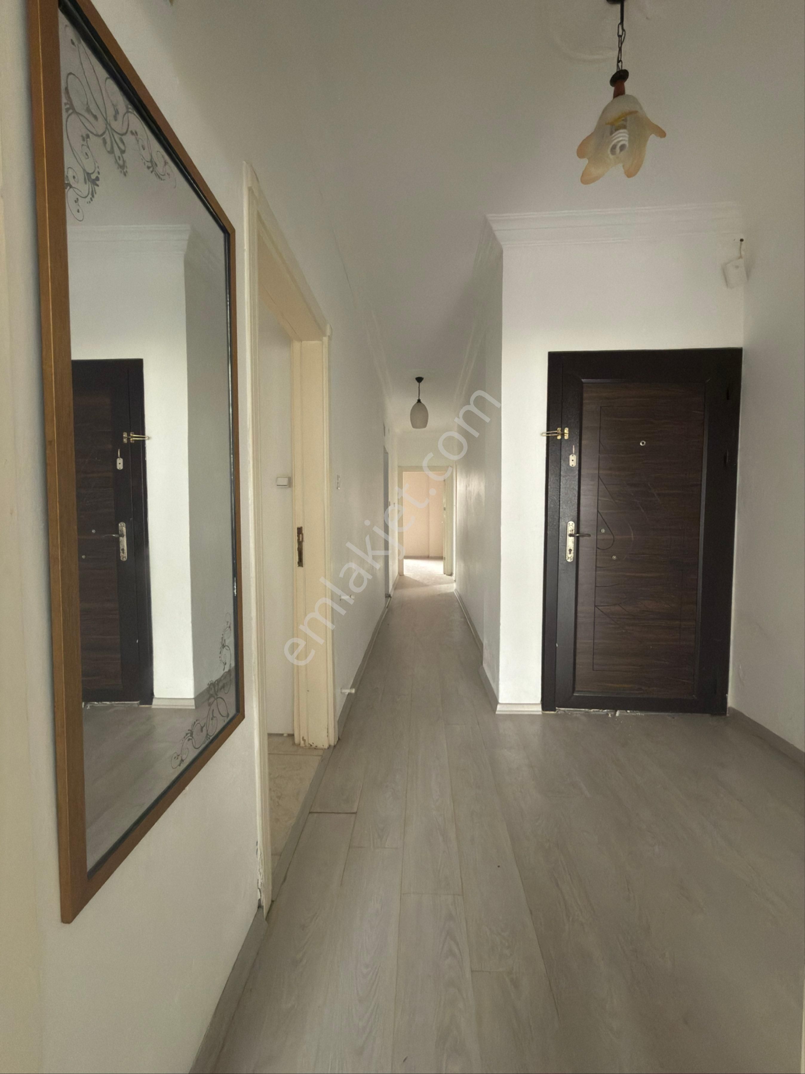 Gürselpaşa Mahallesi’nde Bahçeli Müstakil 2+1 Kiralık Ev - Görsel 9