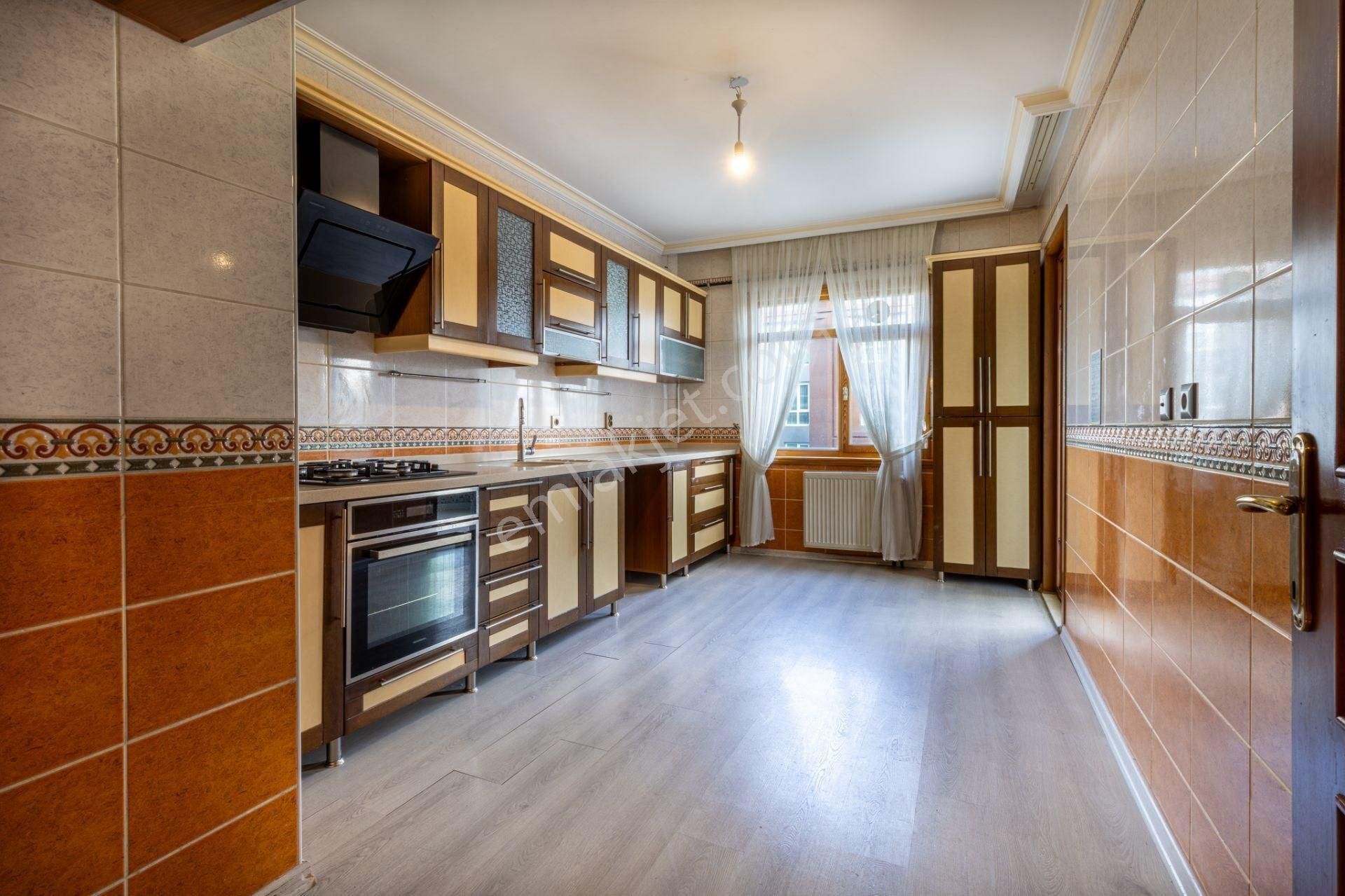 Subayevlerinde Asansörlü 4+1 Vadi Manzaralı Yapılı Satılıkdaire - Görsel 26