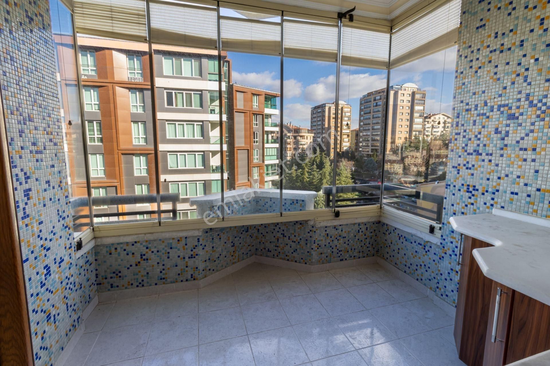 Subayevlerinde Asansörlü 4+1 Vadi Manzaralı Yapılı Satılıkdaire - Görsel 32