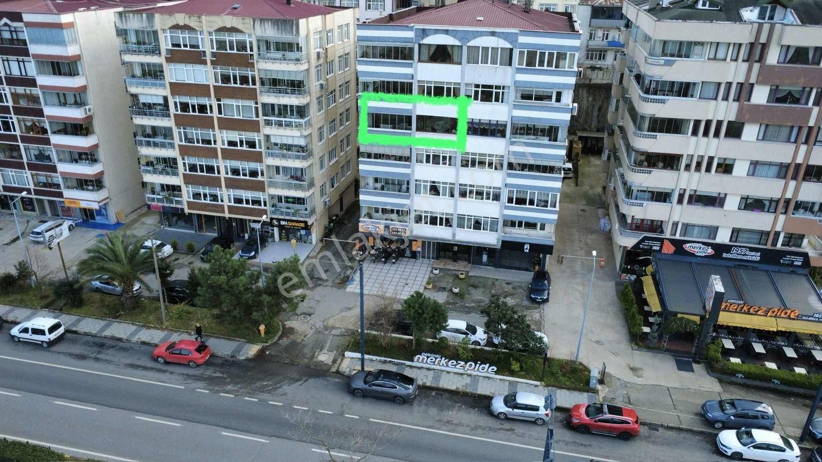 Trabzon Fatih Mahallesi Sahil Yolu Üzeri Satılık 4+1 Daire