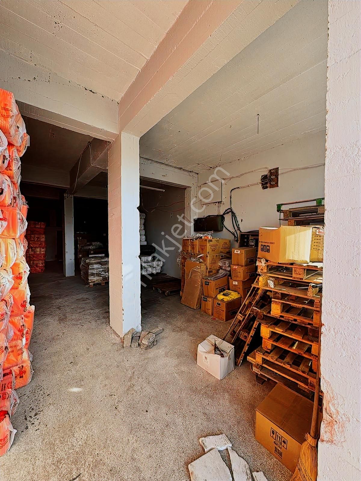 Erenler Dilmen'de Merkezi Konumda 250 M² Kiralık Dükkan!!! - Görsel 9