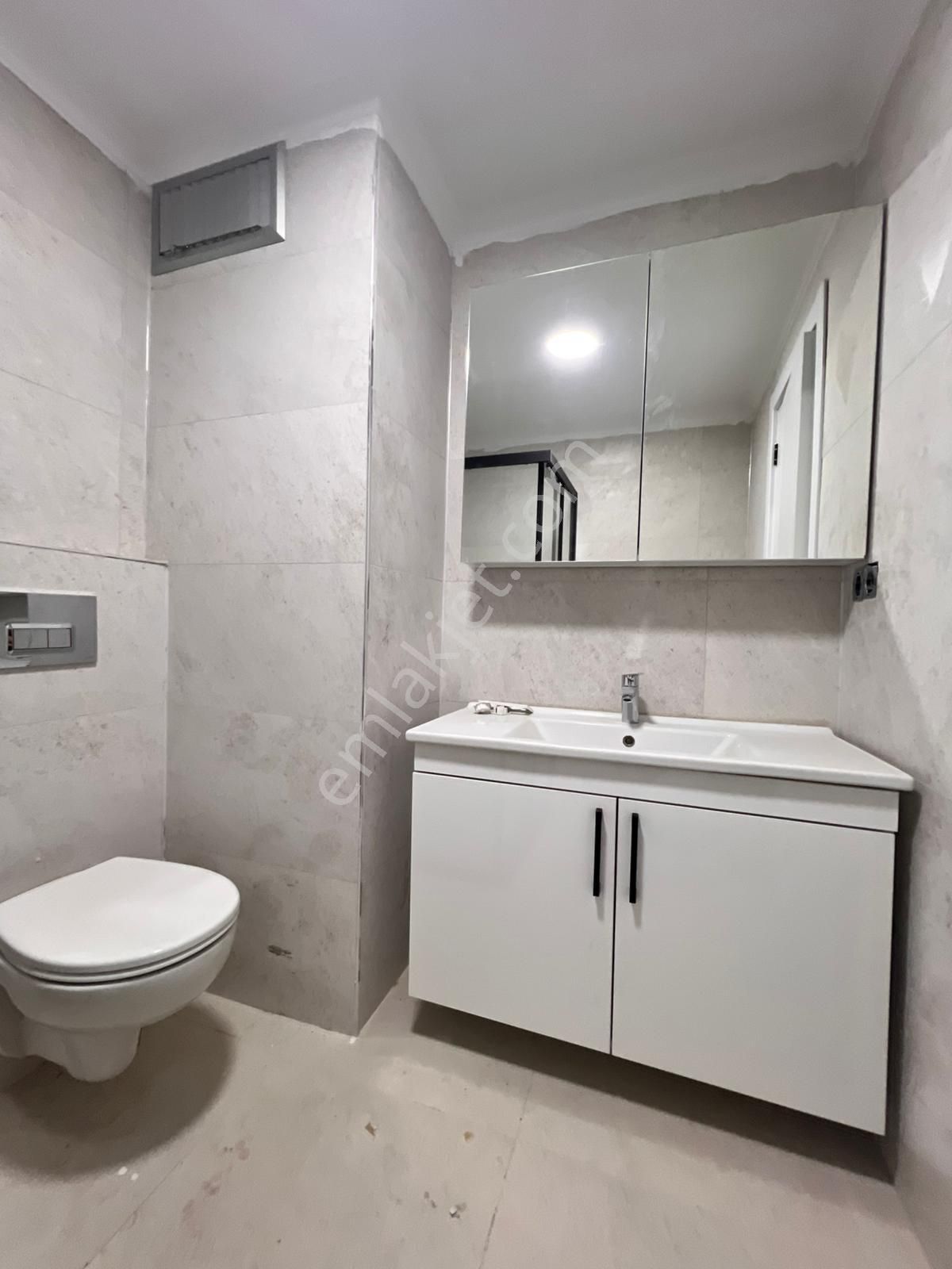 Küçükyalı'da Marmaraya Yakın Lüks Ara Kat 2+1 - Görsel 17