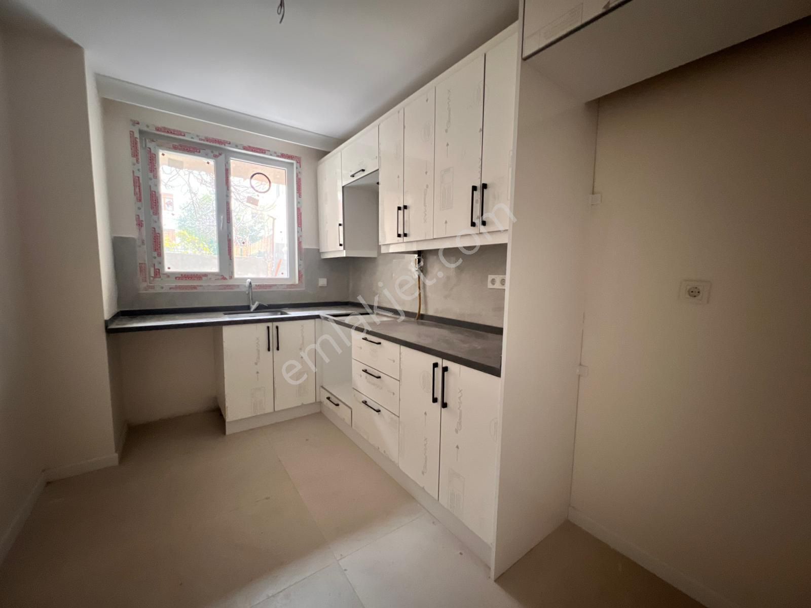 Küçükyalı'da Marmaraya Yakın Lüks Ara Kat 2+1 - Görsel 19