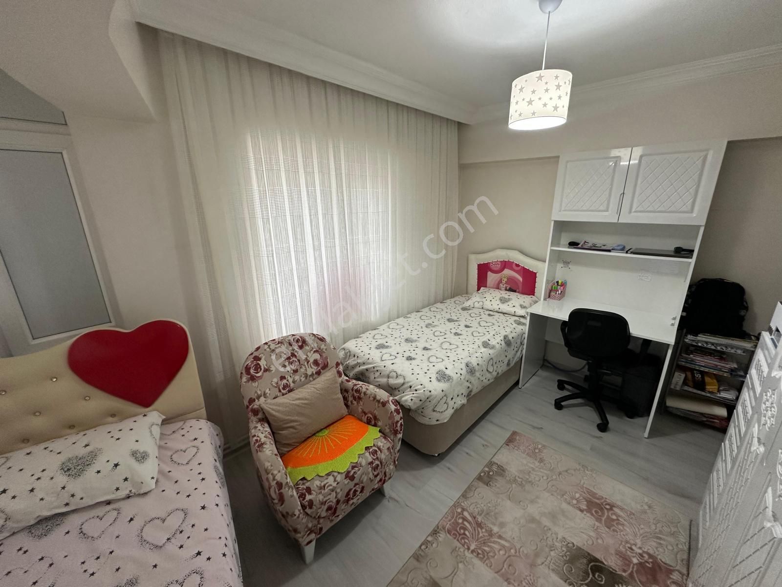 Pursaklar Mehmet Zengin Emlak'tan Merkez Mah. 2.kat 3+1 3 Cepheli Yapılı Masrafsız Daire - Görsel 17