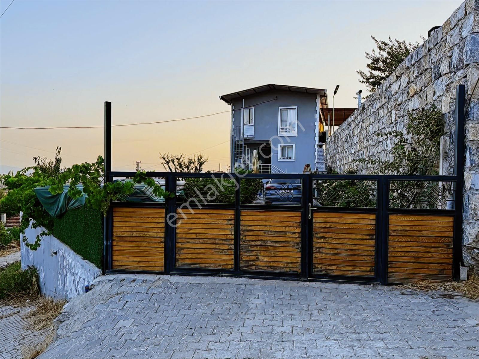 İlhan Rodoplu'dan Torbalı Helvacı Satılık Resmi Tapulu Köy Evi - Görsel 34