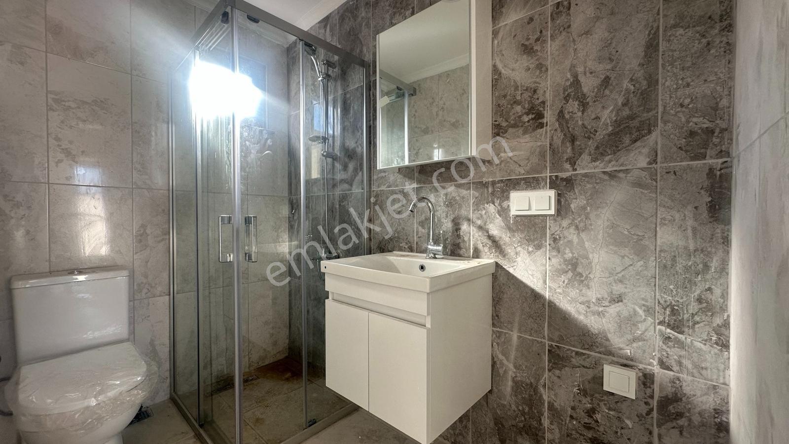 Balıkesir Keremköyde Doğalgazlı, Havuzlu, 3+1 Satılık Villa - Görsel 15