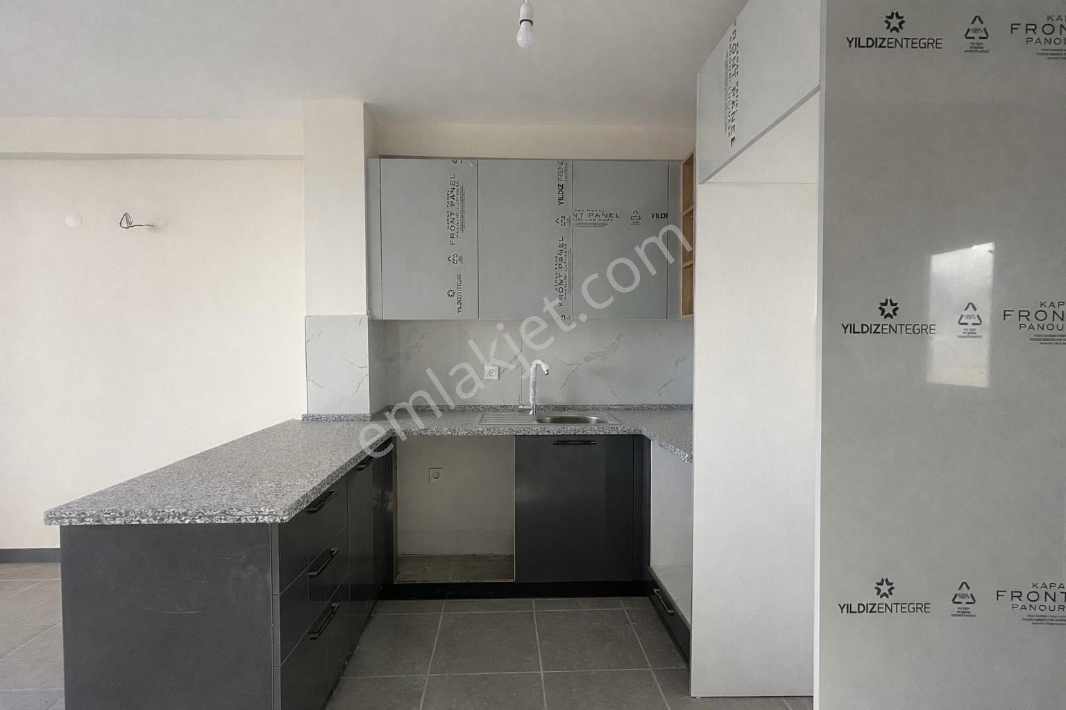 Balıkesir Keremköyde Doğalgazlı, Havuzlu, 3+1 Satılık Villa - Görsel 8