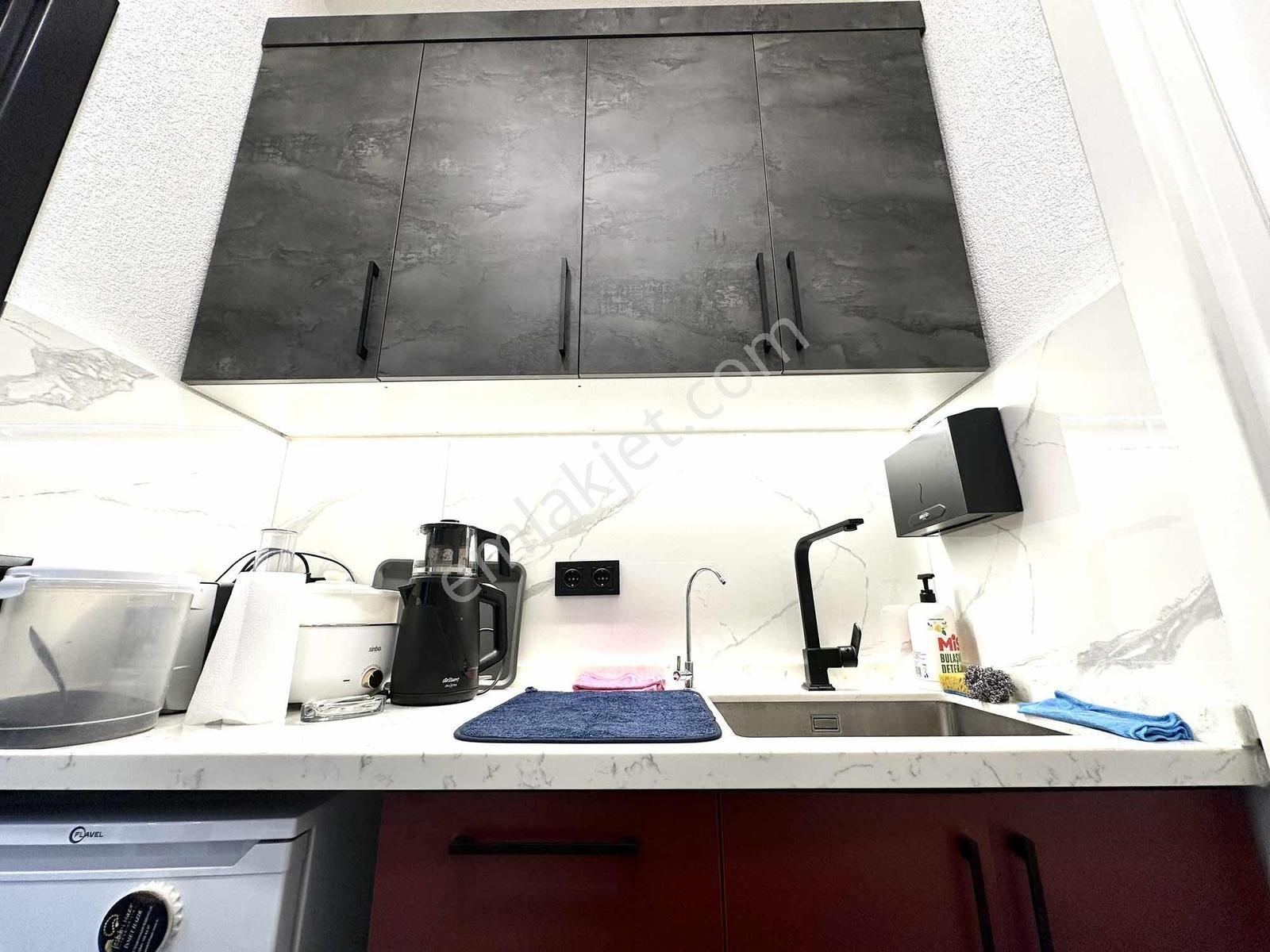 Özel Tasarımlı, Eşyalı, Kullanıma Hazır-devren Kiralık Ofis - Görsel 23
