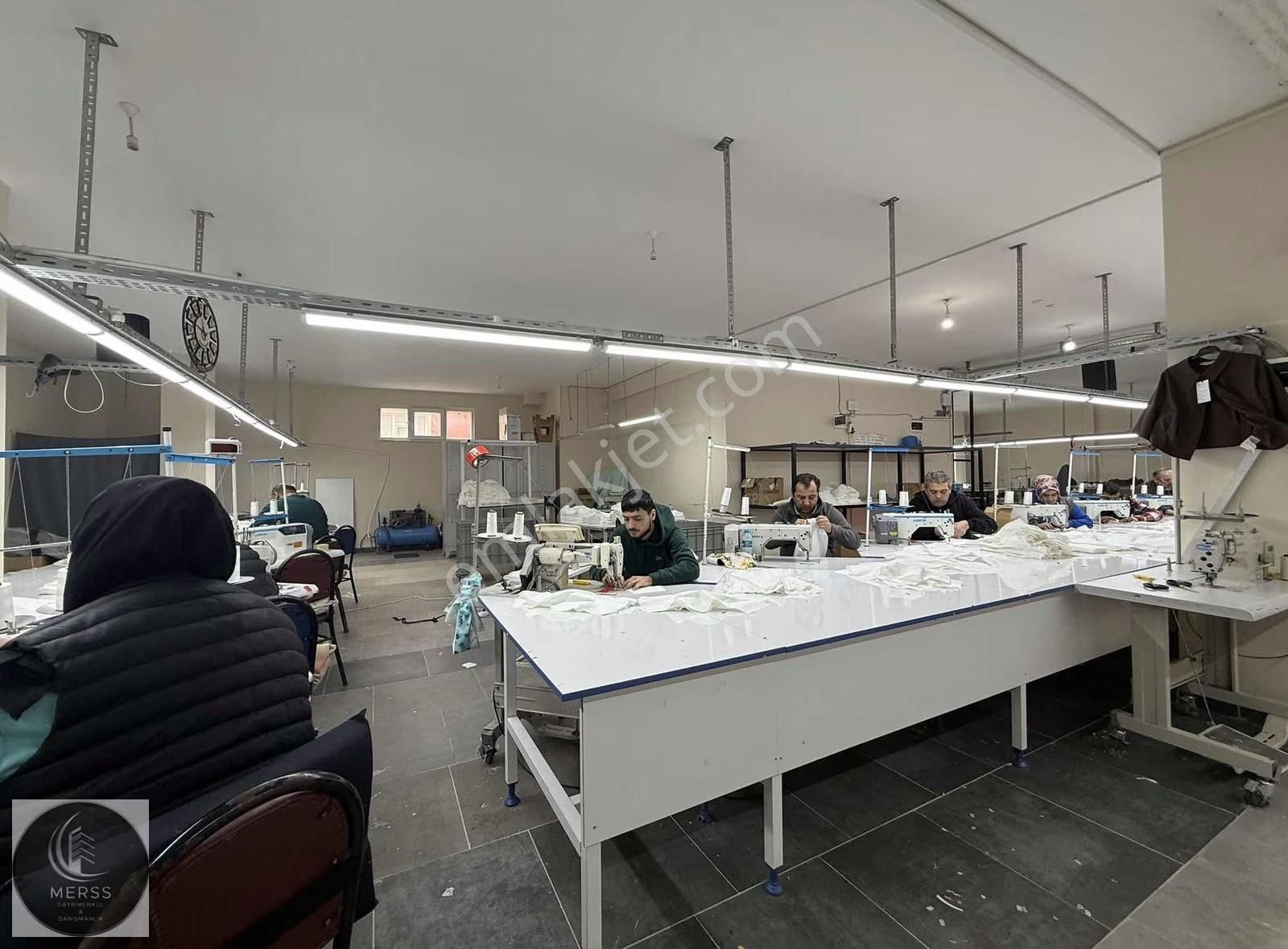 Sultanbeyli Battalgazi 'de 300 M2 Düz Giriş ,60 M2 Depolu Dükkan - Görsel 6