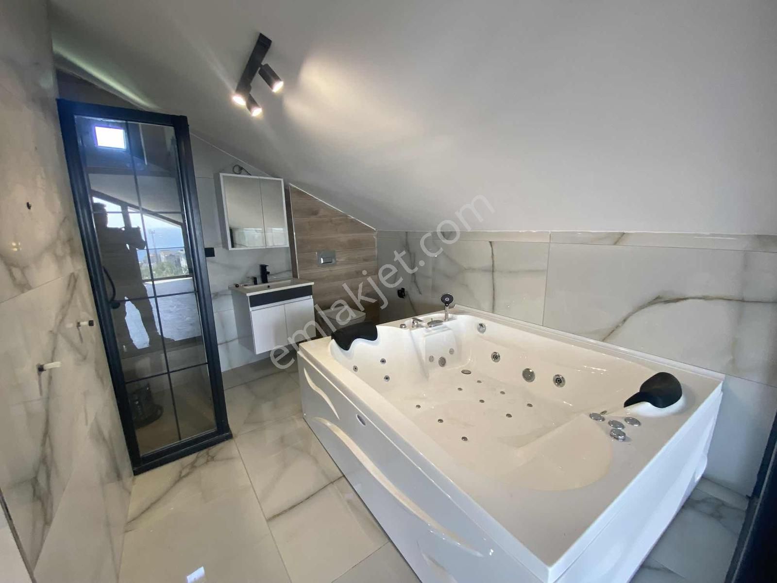 Deniz Manzarlı Müstakil Vılla - Görsel 7