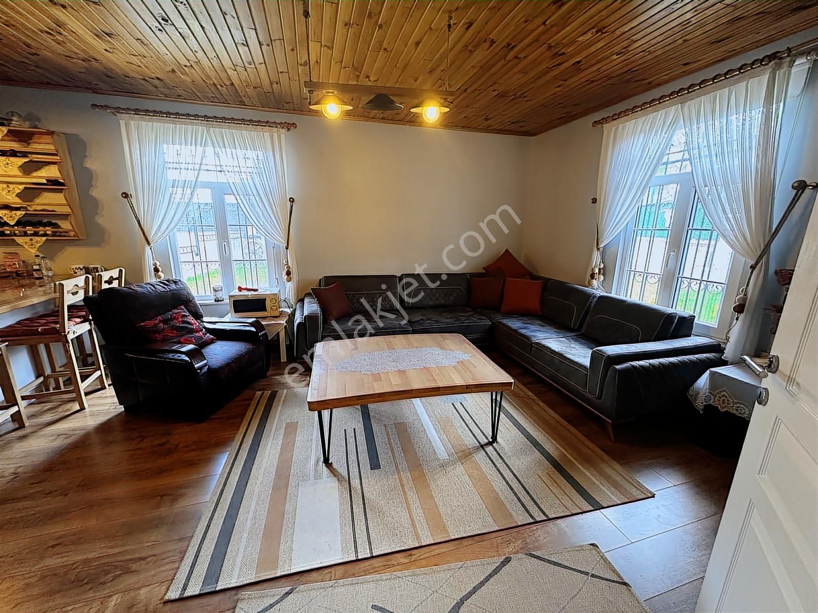 Kocaeli Derince Tahtalı Göletinde Ultra Lüx Havuzlu Müstakil Ev - Görsel 5