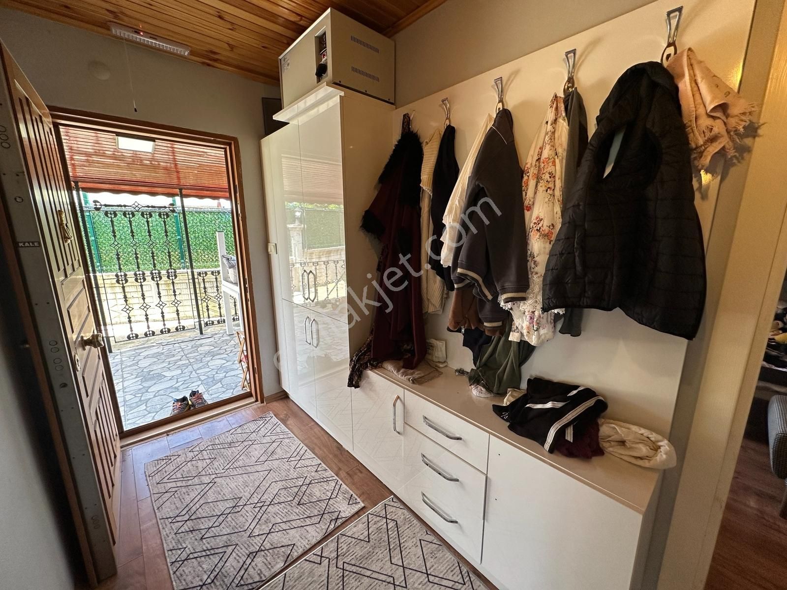 Kocaeli Derince Tahtalı Göletinde Ultra Lüx Havuzlu Müstakil Ev - Görsel 15