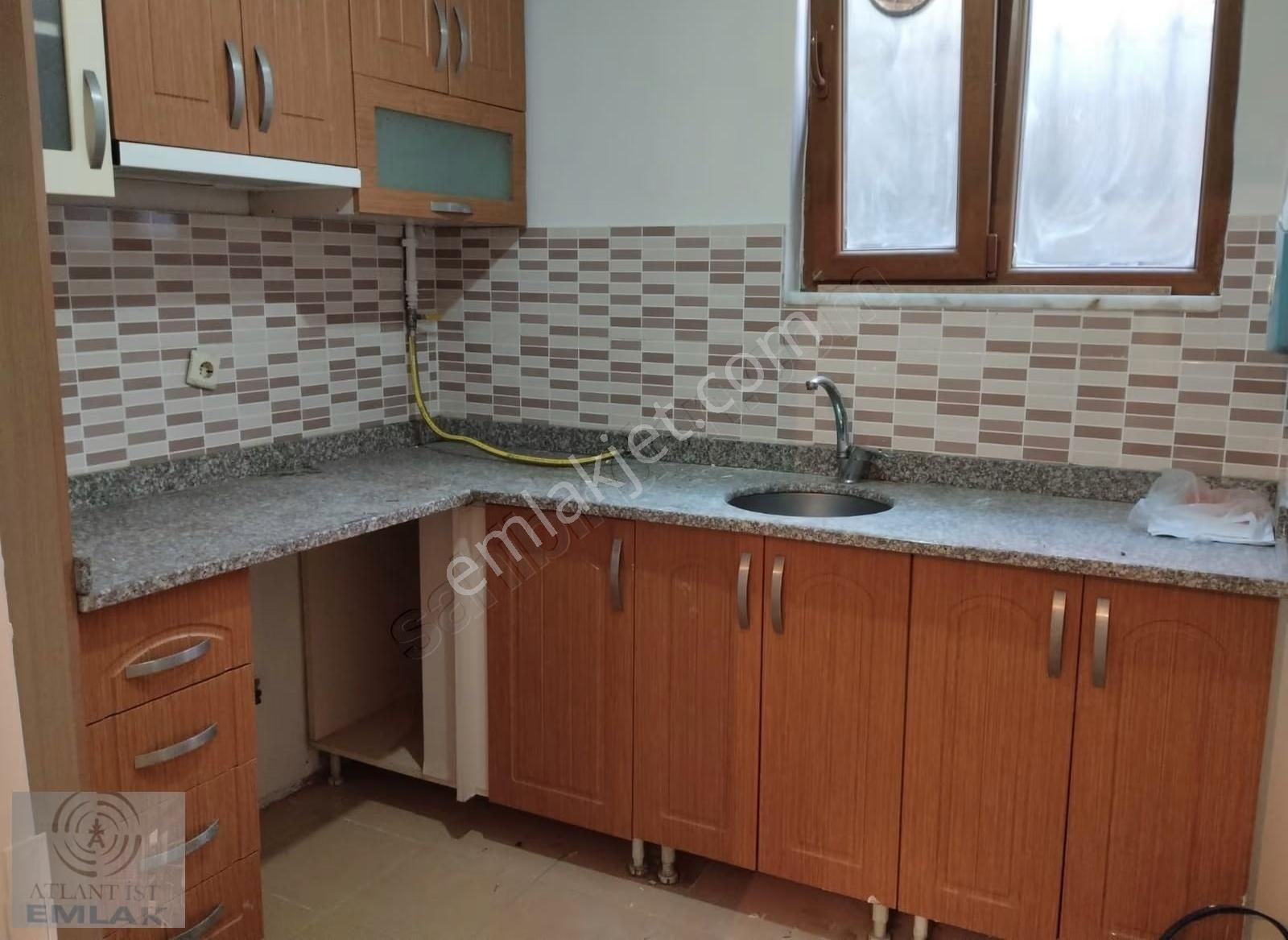 Kayışdağı Dörtyol Işıklarda Bakımlı Kombili Kapalı Mutfaklı - Görsel 6