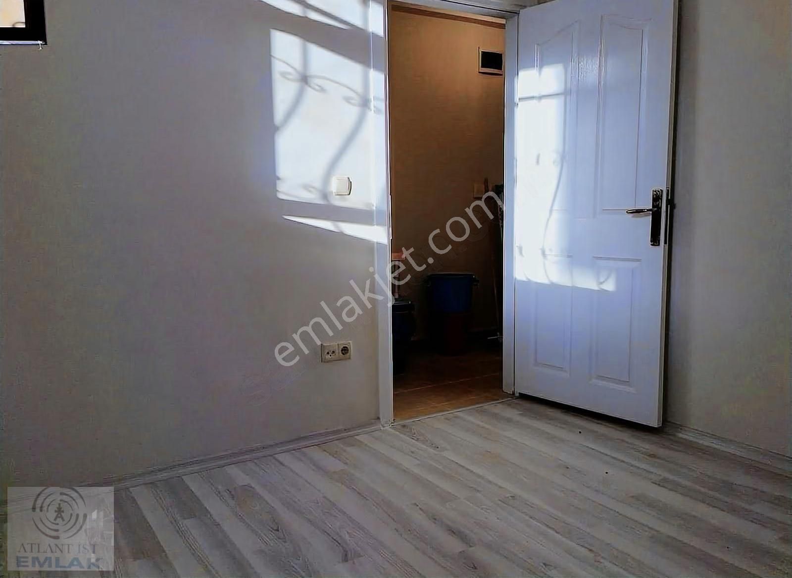 Kayışdağı Dörtyol Işıklarda Bakımlı Kombili Kapalı Mutfaklı - Görsel 7