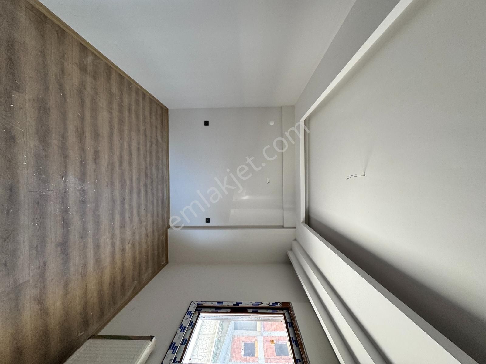 Kent Gayrimenkul'den Fatih'te Kiralık 2+1 Mükemmel Daire - Görsel 15