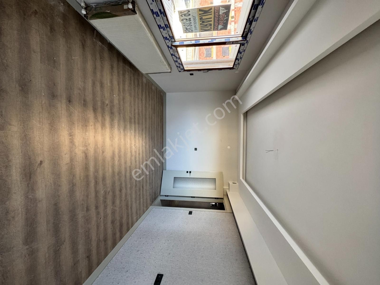 Kent Gayrimenkul'den Fatih'te Kiralık 2+1 Mükemmel Daire - Görsel 6