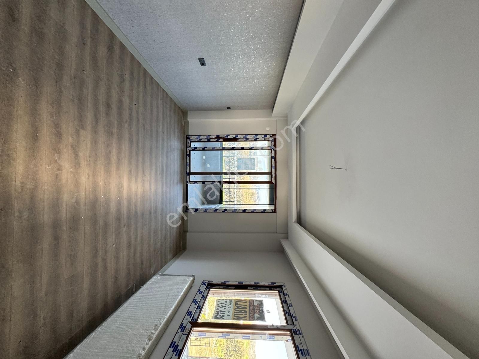 Kent Gayrimenkul'den Fatih'te Kiralık 2+1 Mükemmel Daire - Görsel 2