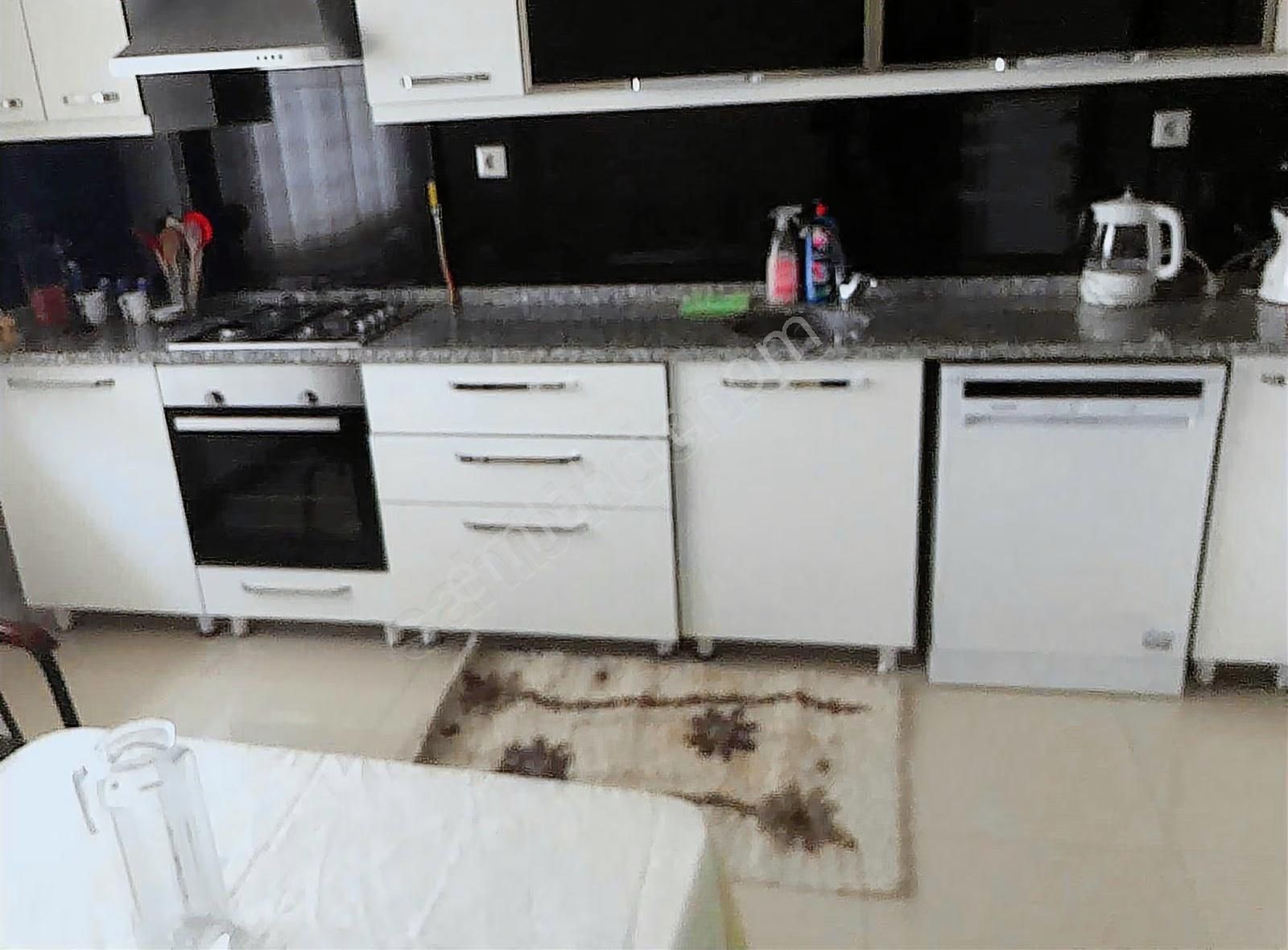 Meriç Çayrak^tan Kapalı Otoparklı Sitede Full Eşyalı Daire - Görsel 18