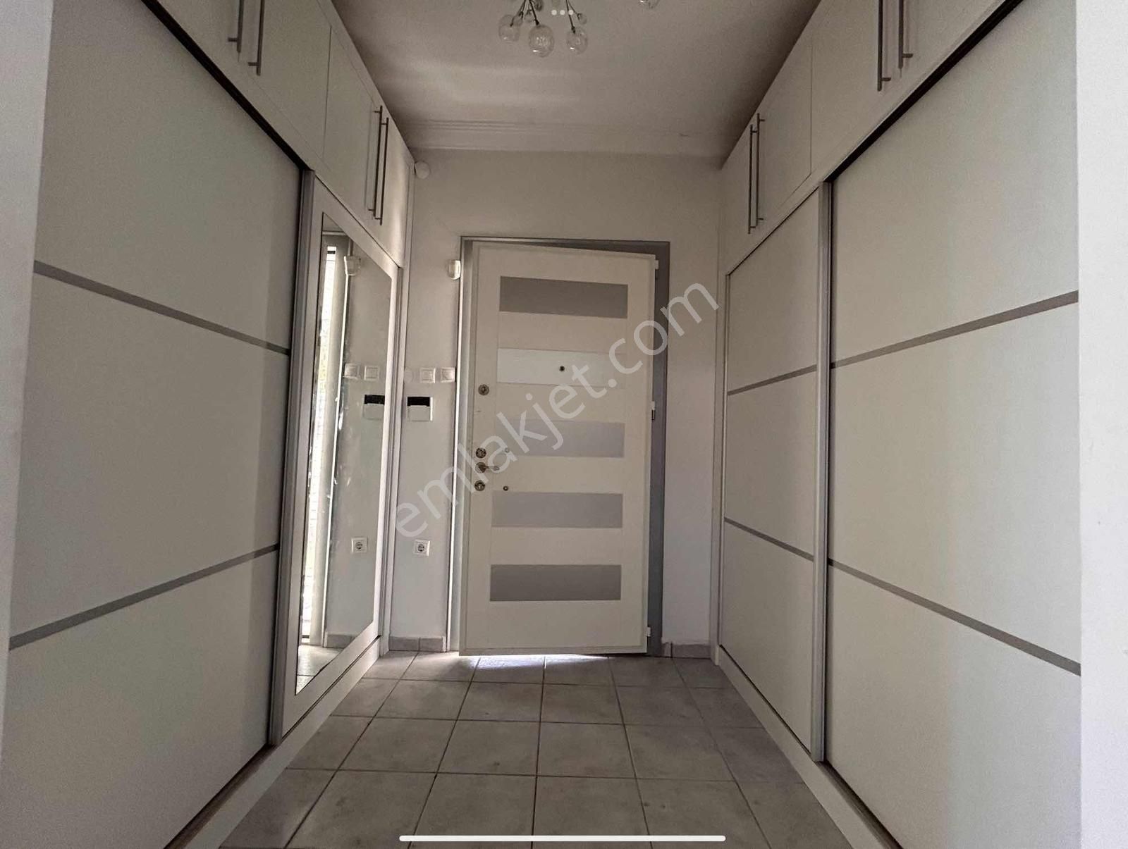 Bademli Mürselde Doğa İçinde Geniş Bahçeli 5+1 Villa - Görsel 9