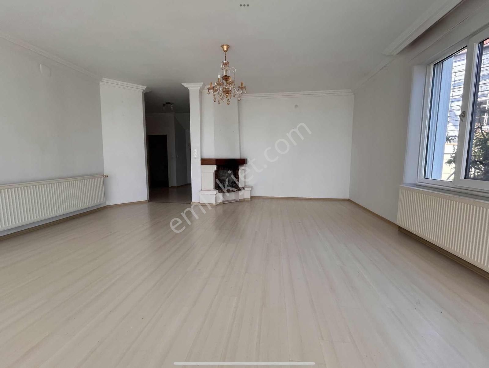 Bademli Mürselde Doğa İçinde Geniş Bahçeli 5+1 Villa - Görsel 9