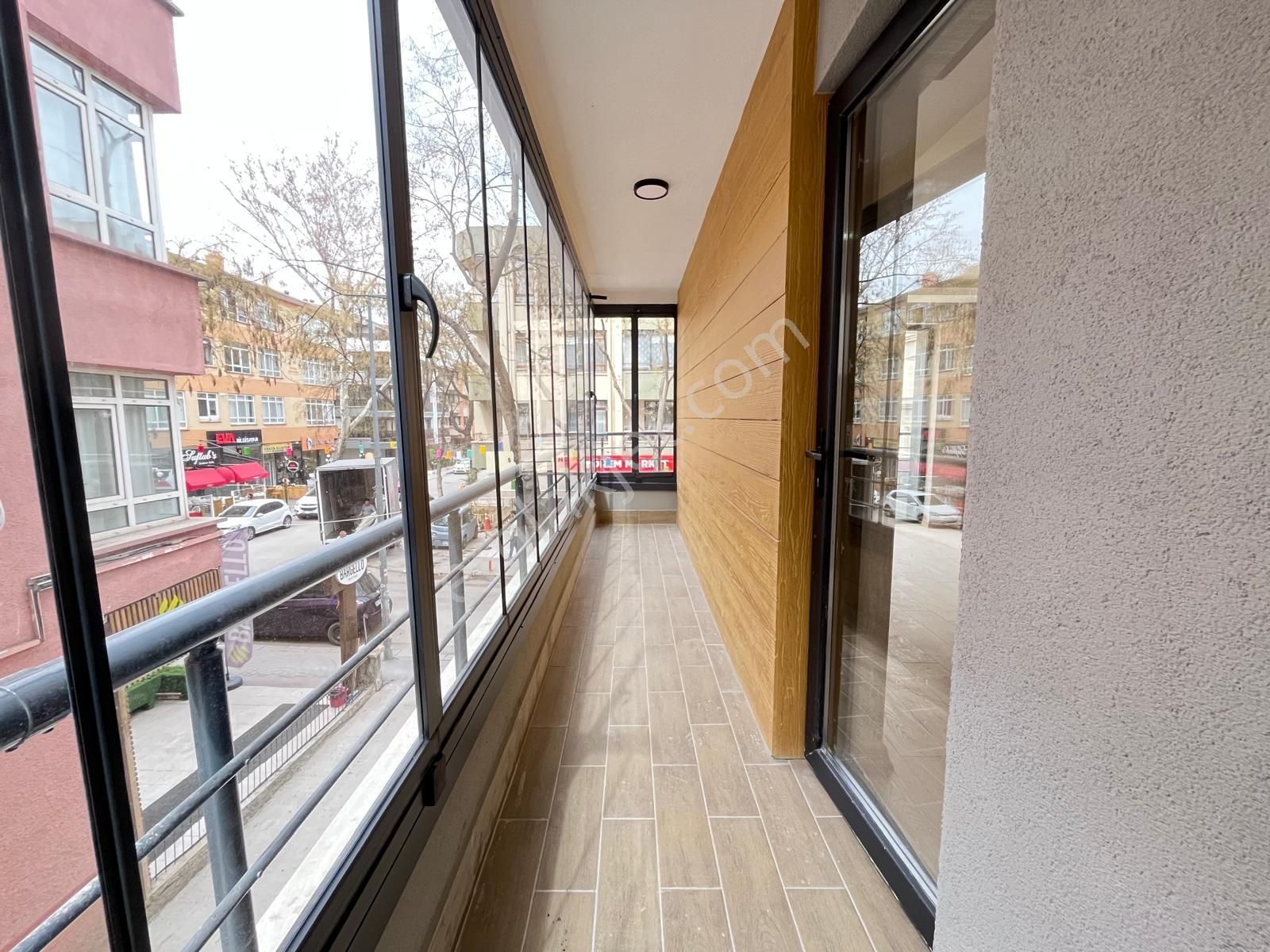 Sbell'den 7.cadde Yakını Katta Ön Cephe İskanlı 2+1 Sıfır Daire - Görsel 10