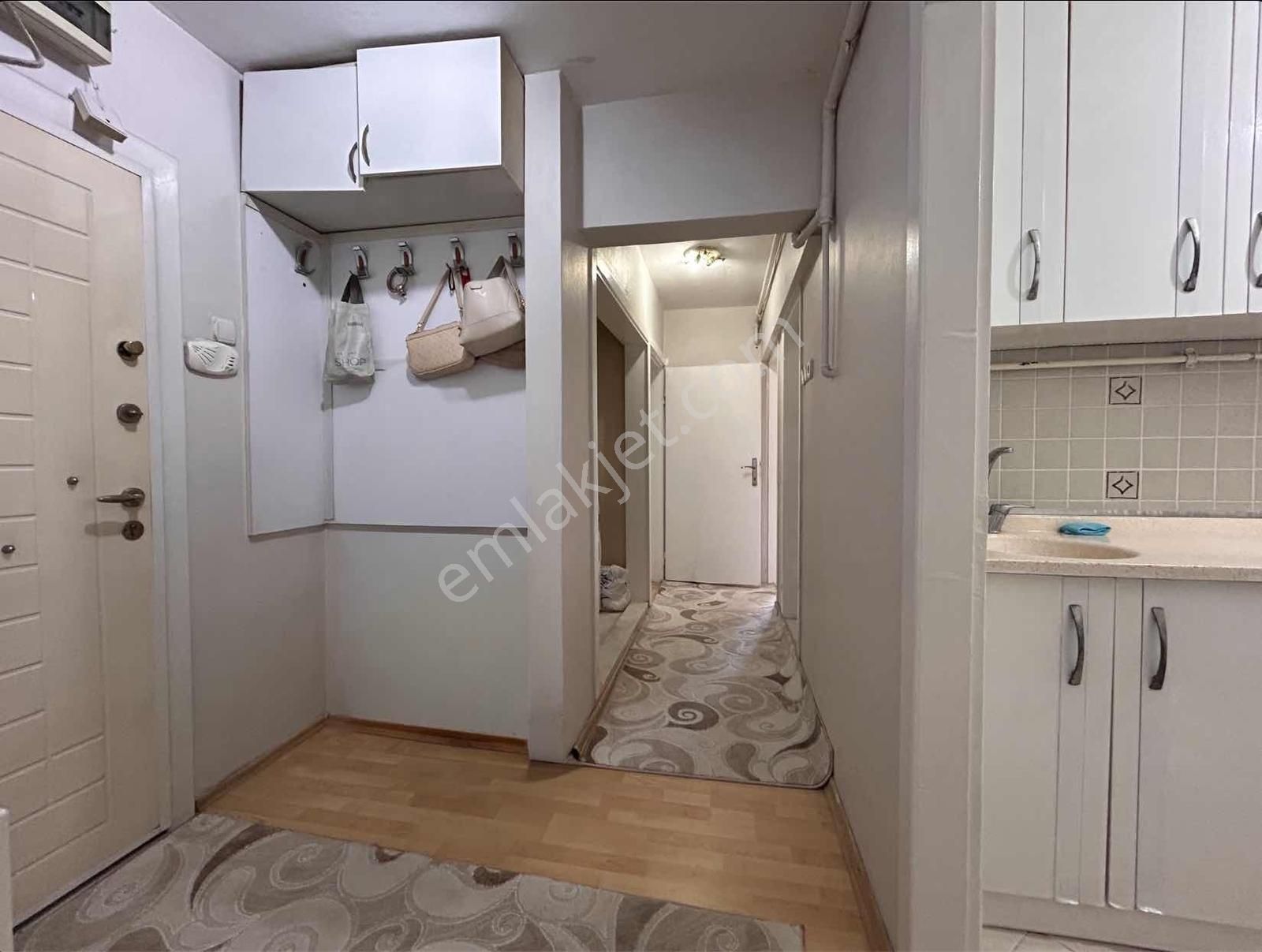 Namazgah Mahallesinde Park Karşısı 2+1 Satılık Ara Kat Daire - Görsel 11
