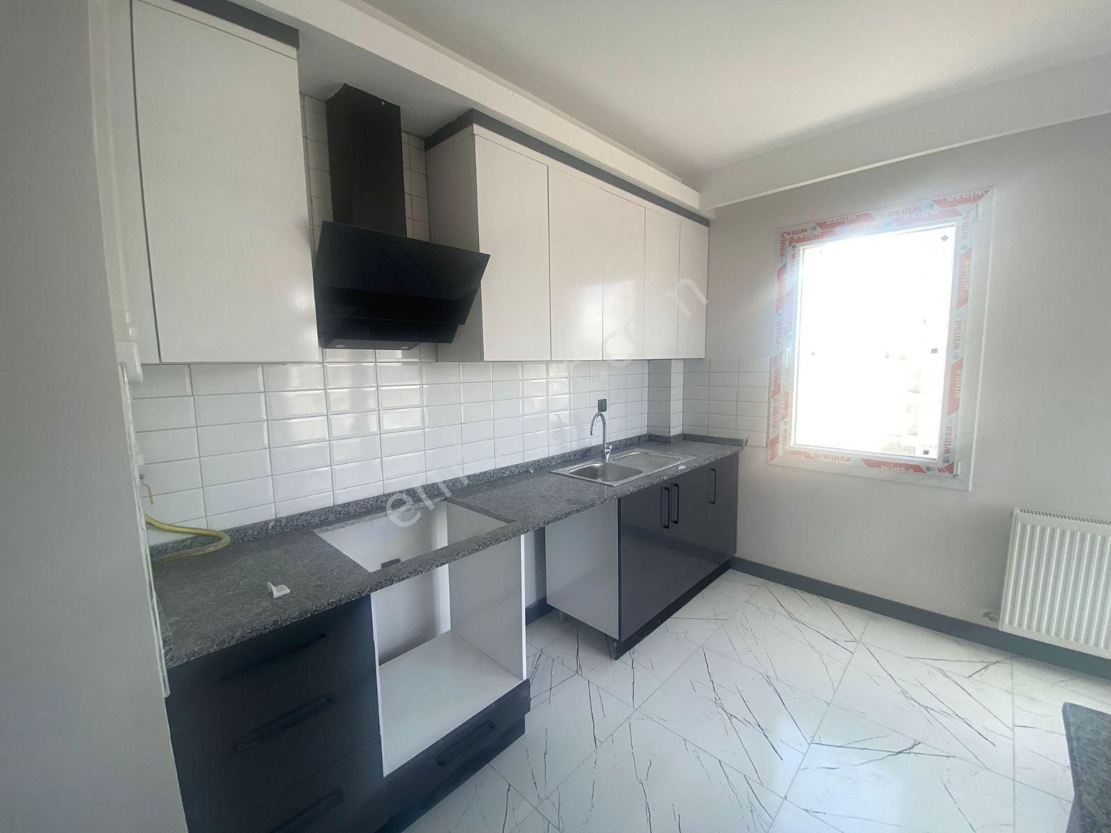 Pratik Den// İldem E 3+1 Tapulu Hemen Taşın