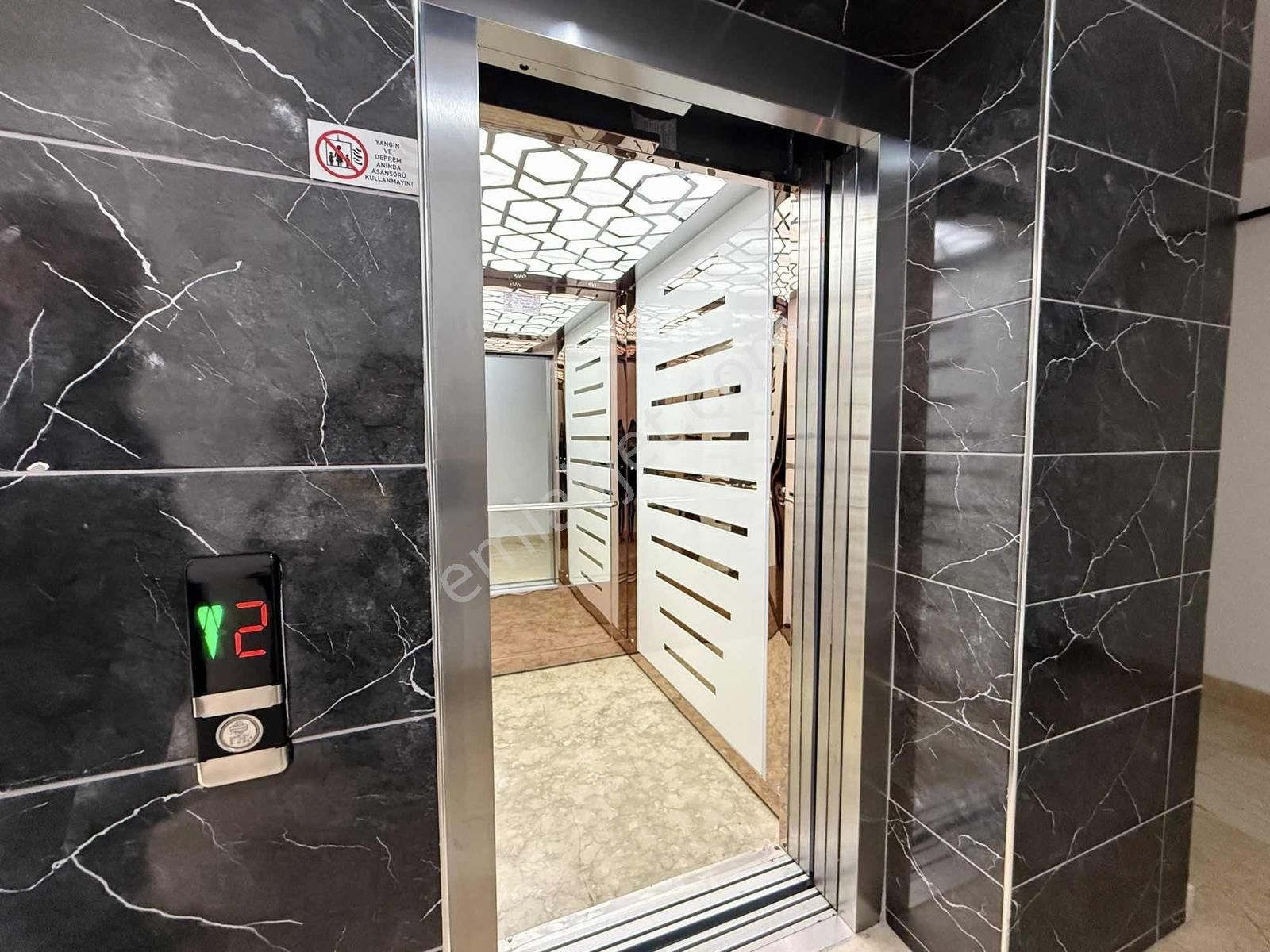 Şentürk Gayrimenkul'den**4+1**muhteşem Konumda//full Yapılı - Görsel 27