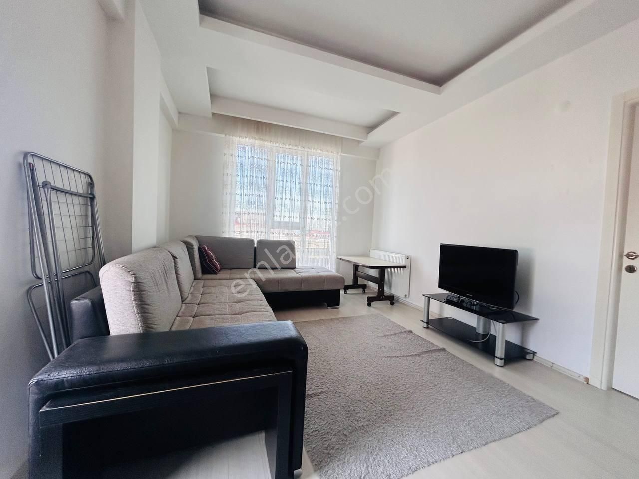 Atakum’da Tramvaya Çok Yakın Eşyalı Satılık 1+1 - Görsel 3