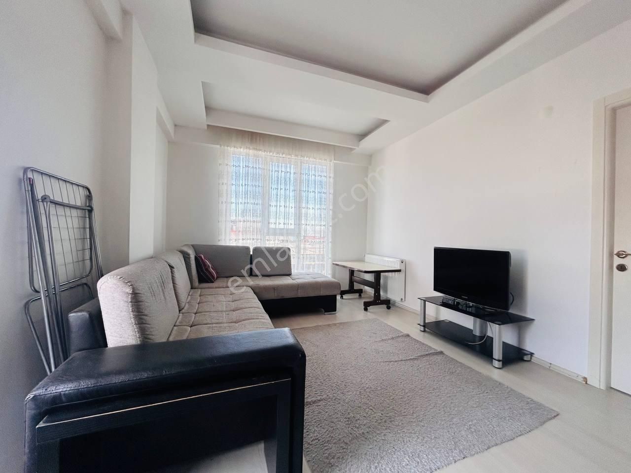 Atakum’da Tramvaya Çok Yakın Eşyalı Satılık 1+1 - Görsel 4